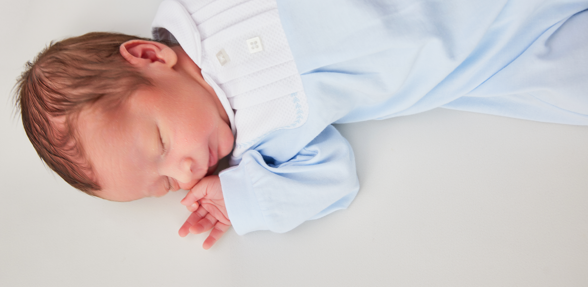 The Ultimate Hospital Bag Checklist: What You and Your Baby Really Need for the Big Day