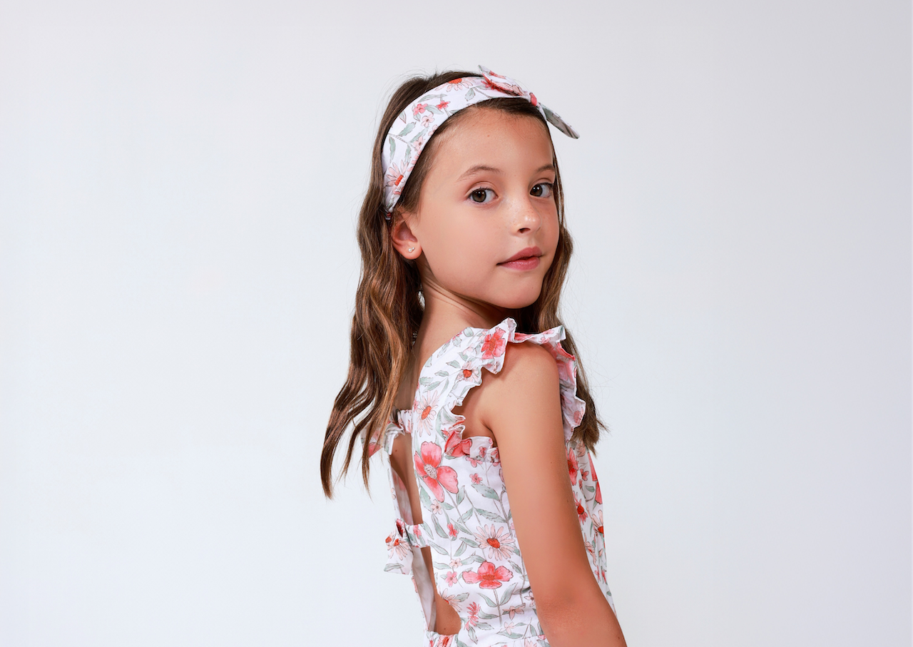 Jumpsuits for Girls: Where Style Meets Comfort in One Easy Outfit