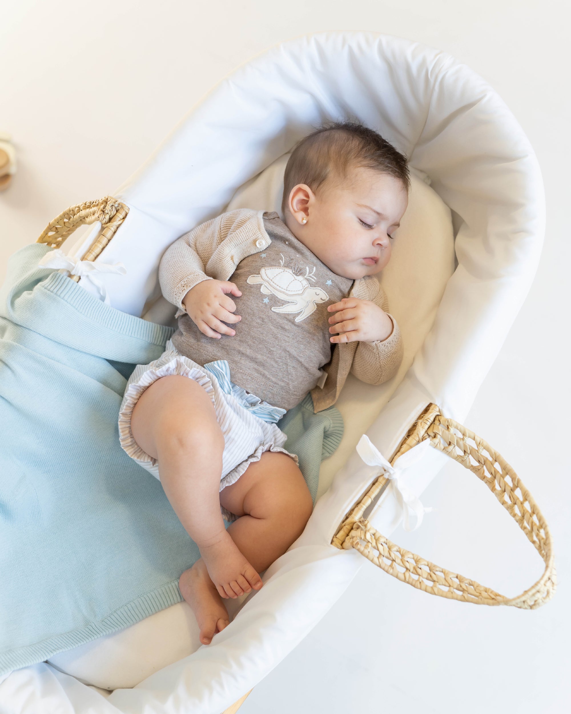 BABY SHORT NEWBORN SAND